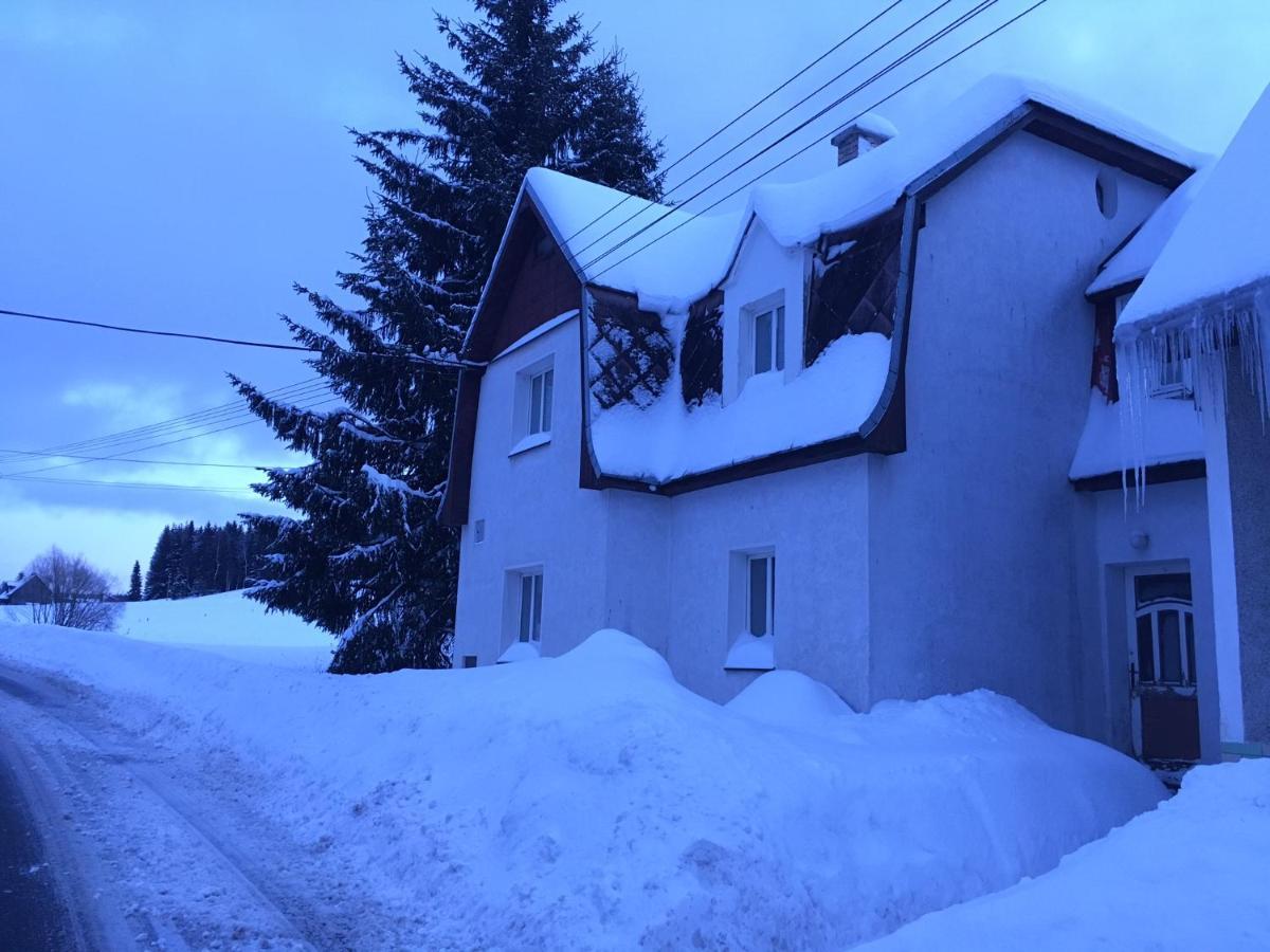 Ubytování u Matěje Horní Blatná Exterior foto